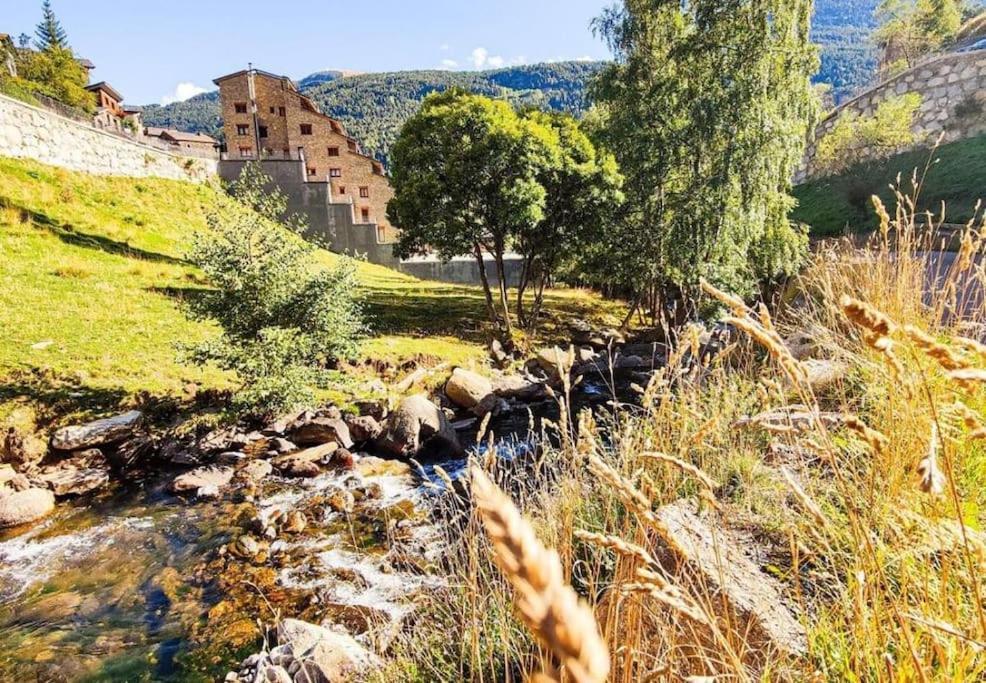 Unico Piso Colorido Y Divertido En Ransol - Increibles Vistas Al Rio Y Naturaleza - Ideal Familias L By Bonesvacances Andorra la Vella Exterior foto